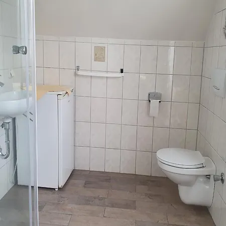 Large Detached In Hesse With Private Garden And Terrace 홈베르크