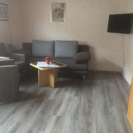 펜션 Large Detached In Hesse With Private Garden And Terrace 홈베르크